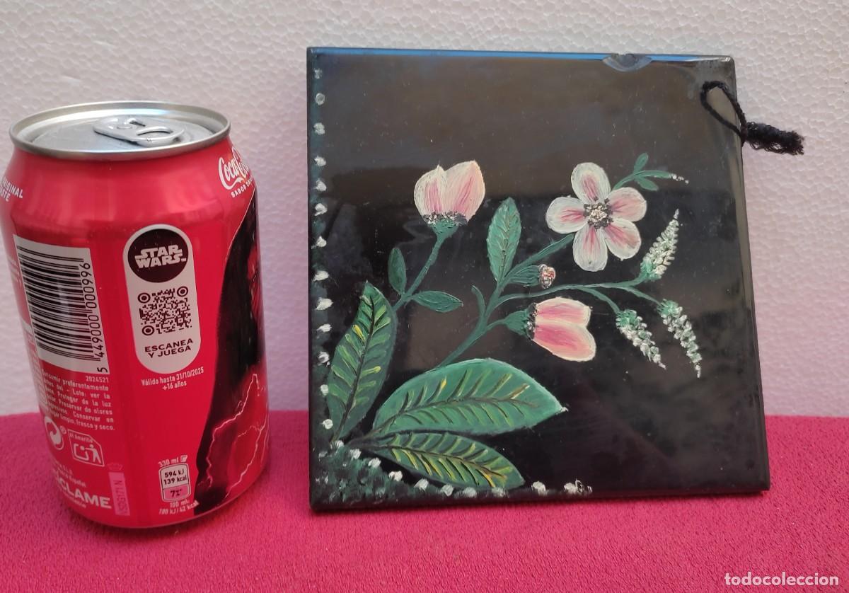 Antiques: azulejo zirconio pintado a mano - motivo flores - Onda - vintage