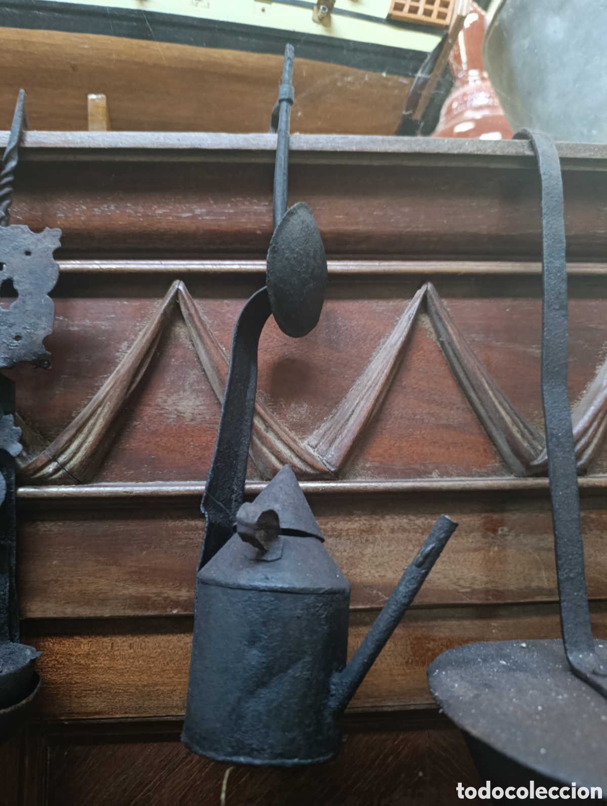 Oggetti Antichi: Lote de 4 candiles antiguos de hierro.