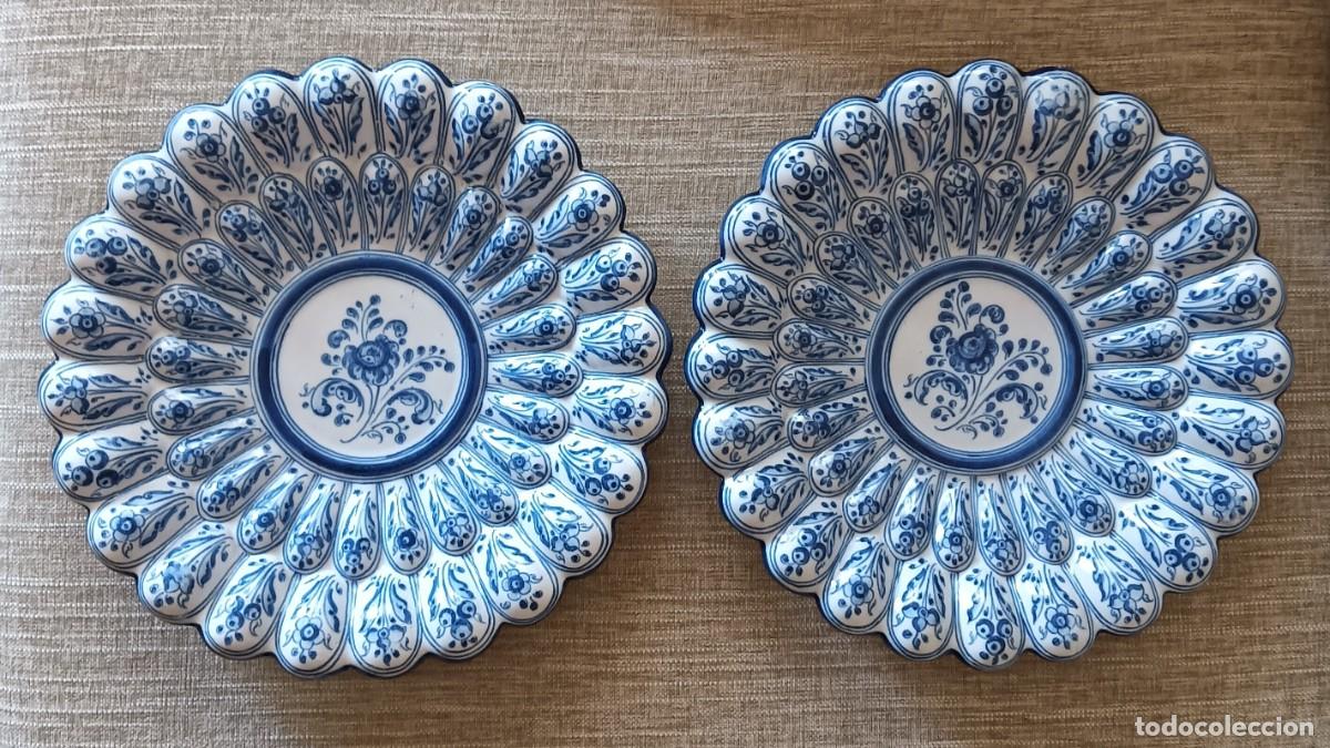 Oggetti Antichi: ANTIGUA PAREJA DE PLATOS DE TALAVERA