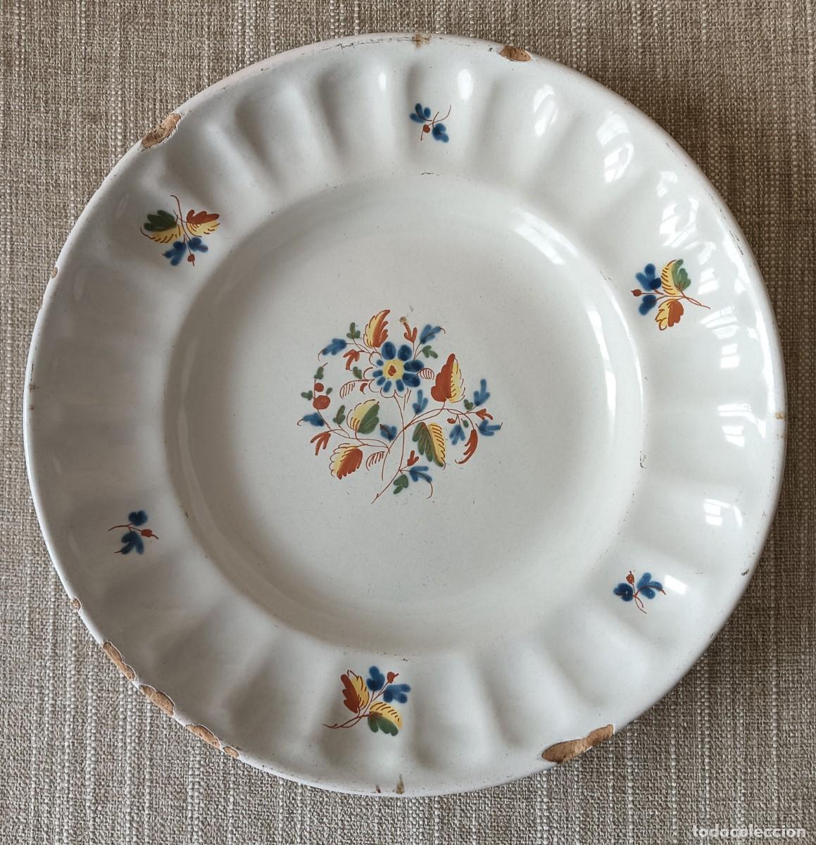 Antiquit&eacute;s: ANTIGUO PLATO DE CERAMICA DE ALCORA