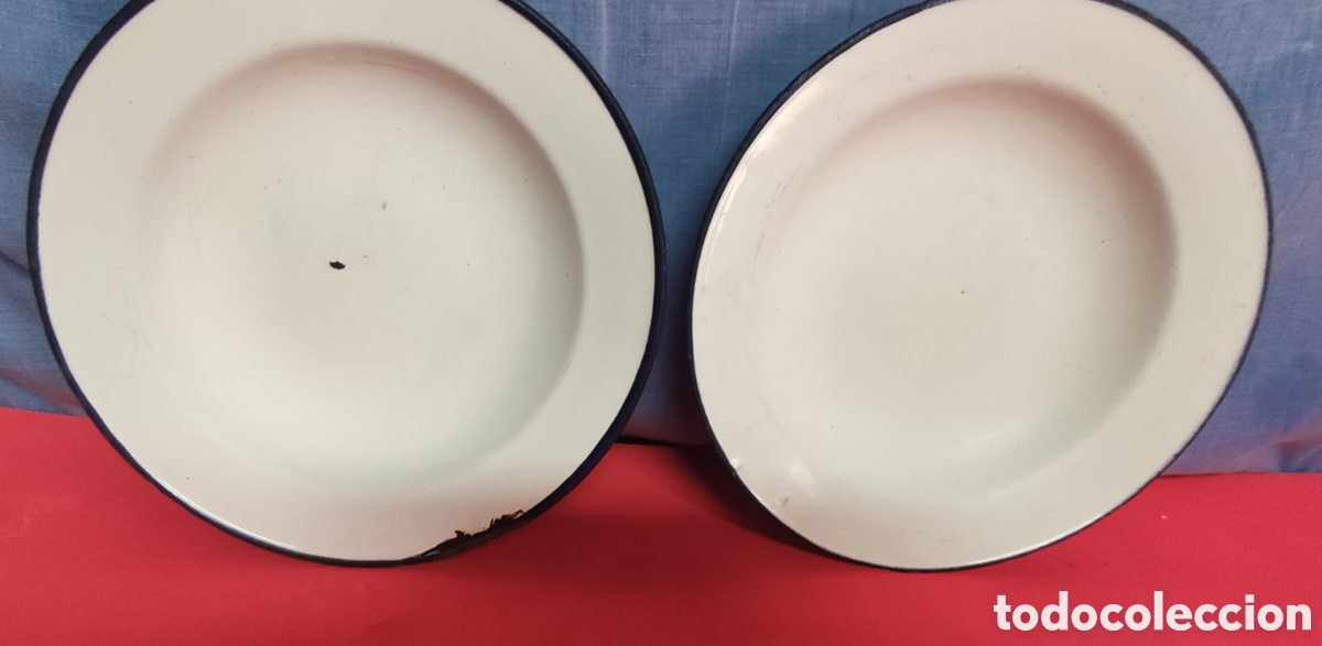 Antig&uuml;edades: Platos de metal esmaltados