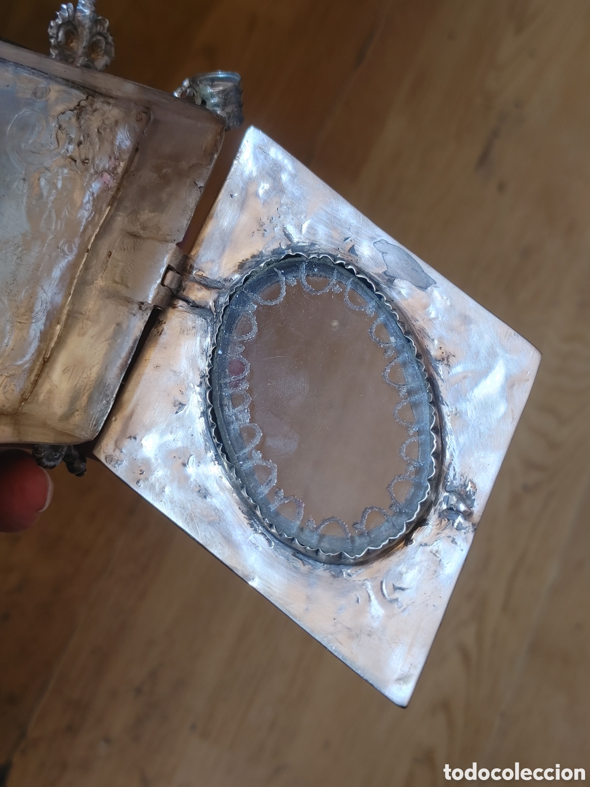 Antig&uuml;edades: Relicario en plata con cristal. - Foto 6