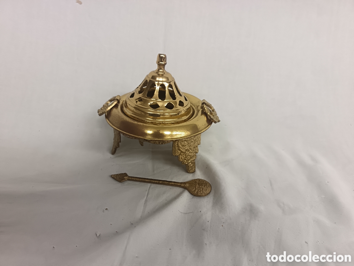 Antiquit&auml;ten: INCENSARIO DE LAT&Oacute;N, IMITANDO BRASERO ANTIGUO