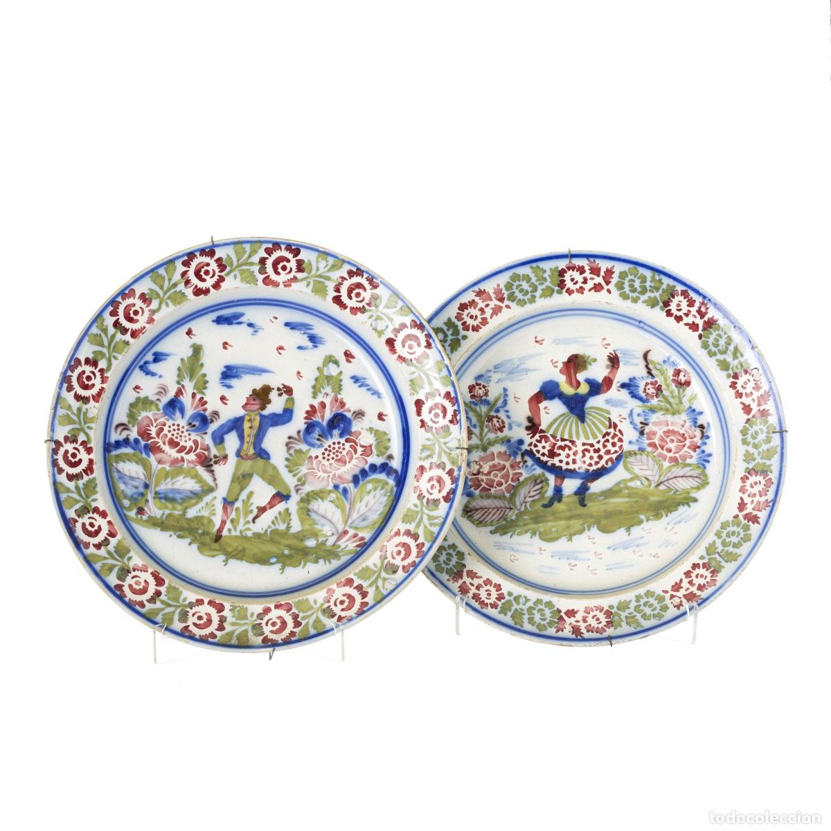 Antig&uuml;edades: PAR DE PLATOS DE LOZA