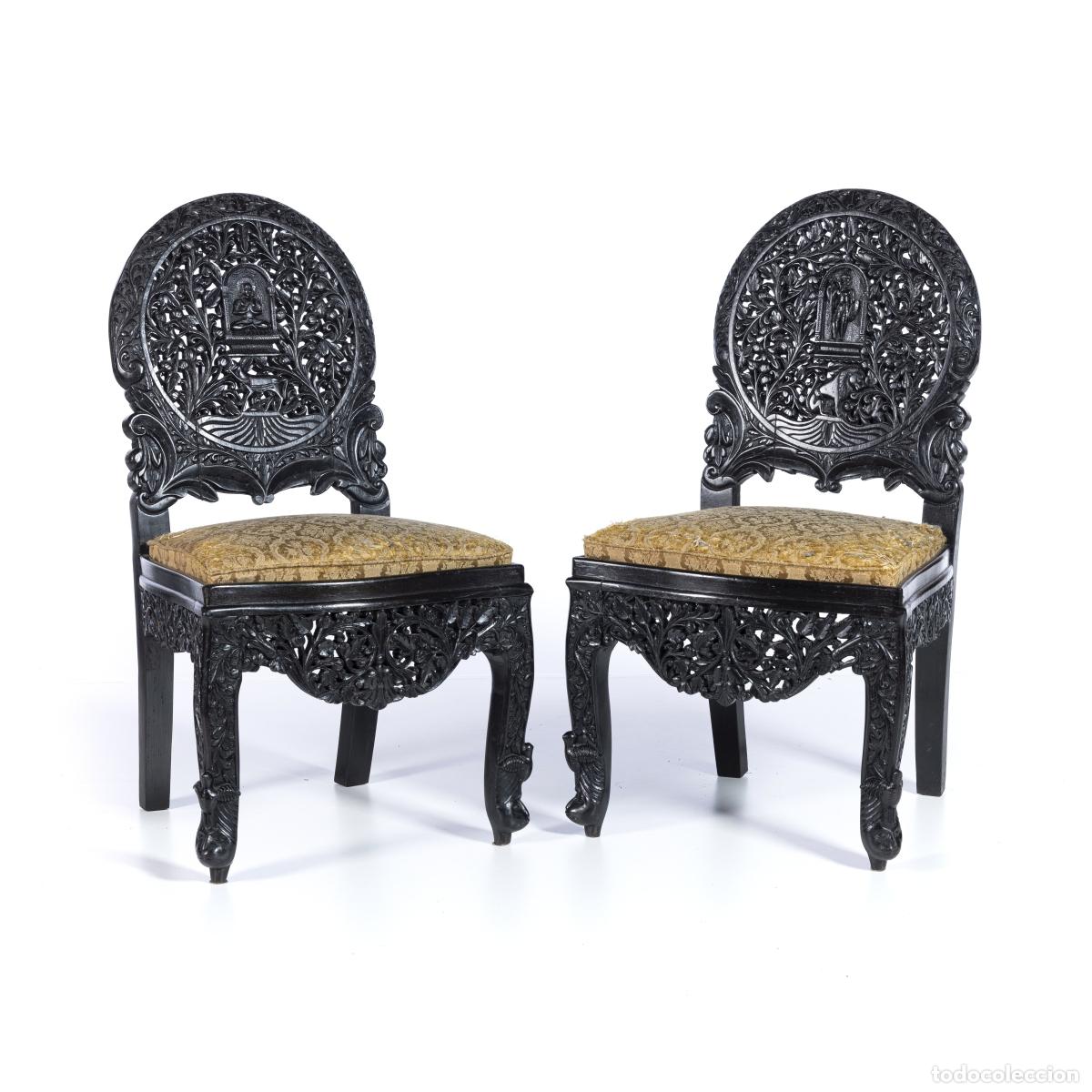 Antig&uuml;edades: PAR DE SILLAS