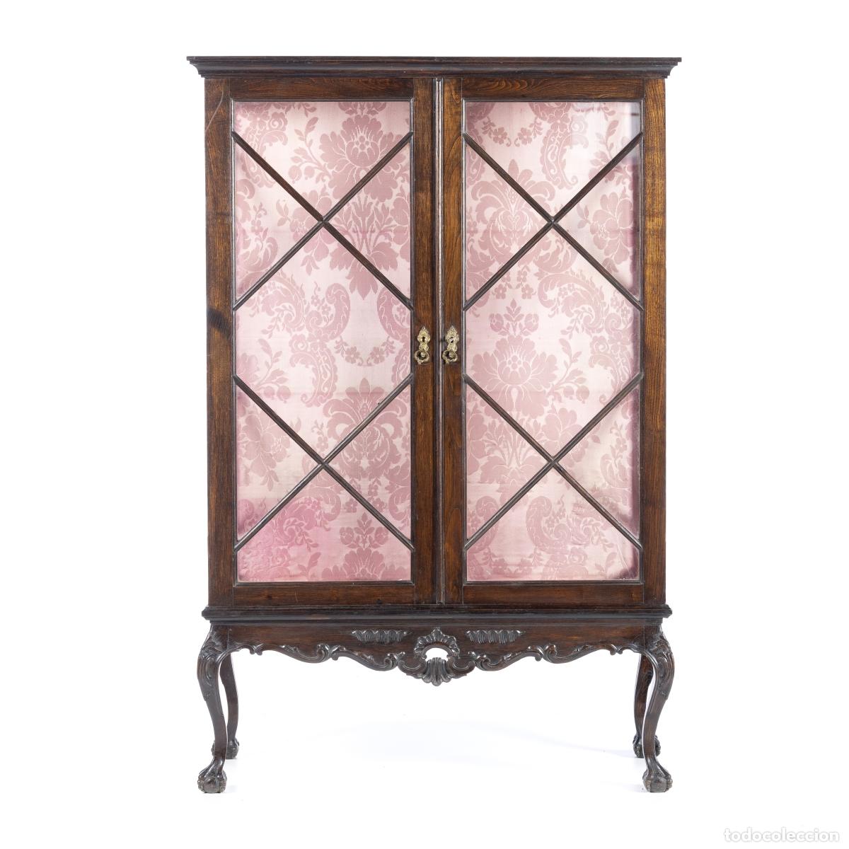 Antiques: ESCAPARATE