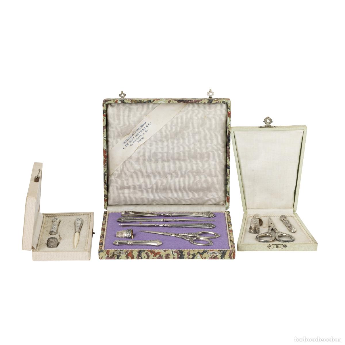 Antiques: TRES ESTUCHES DE UTENSILIOS DE COSTURA