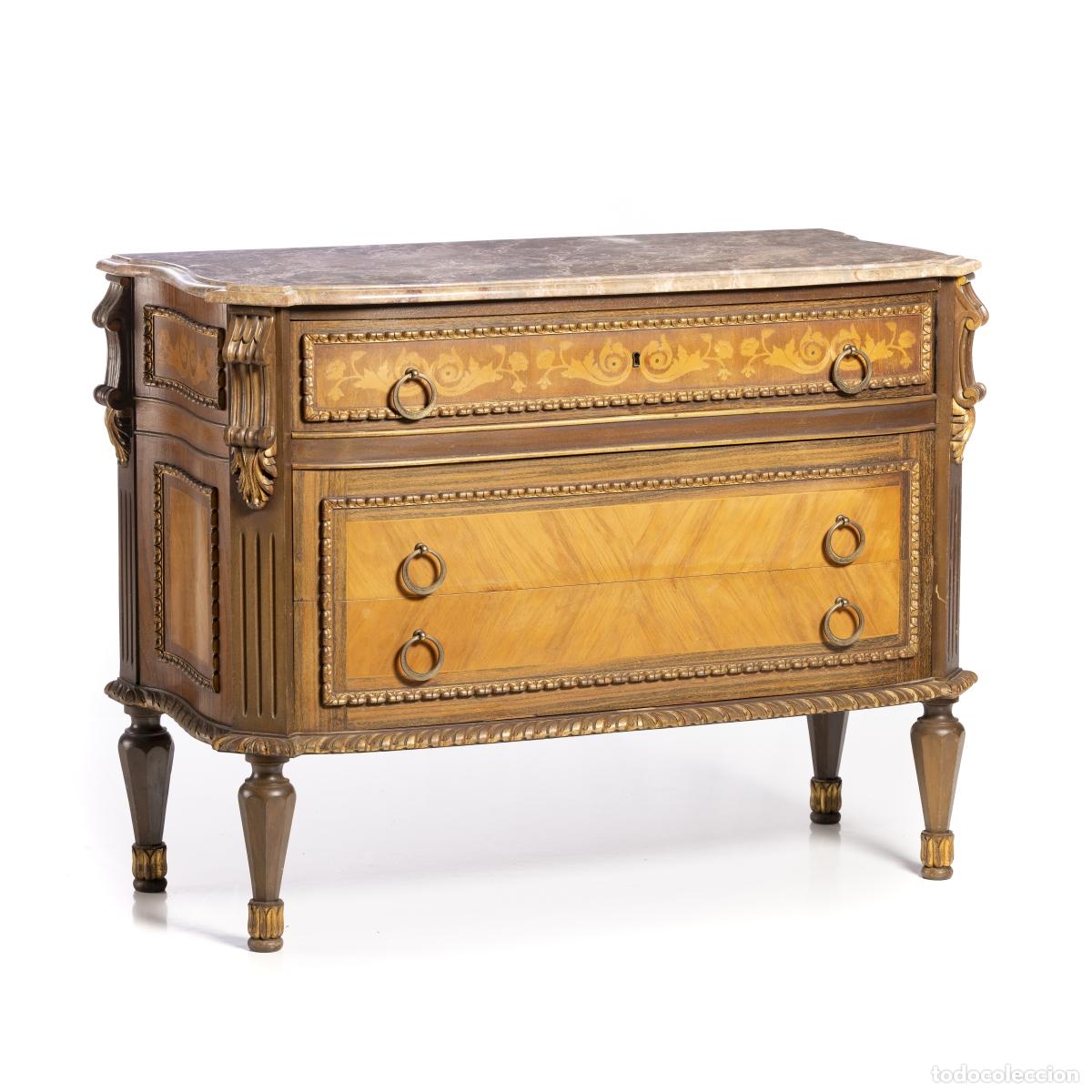 Antig&uuml;edades: C&oacute;moda estilo Luis XVI