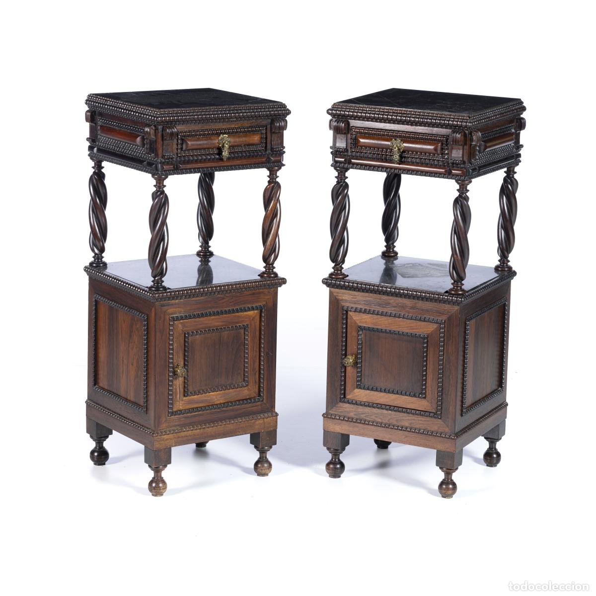 Antiquit&auml;ten: PAR DE MESITAS DE NOCHE