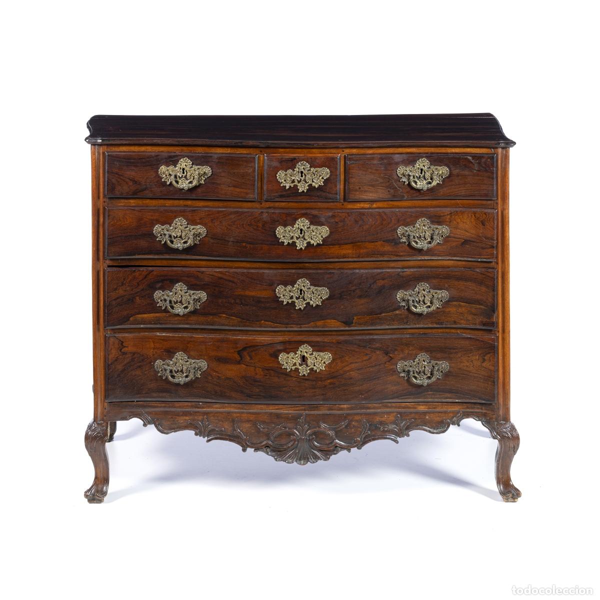 Antig&uuml;edades: C&oacute;moda D. Jos&eacute;