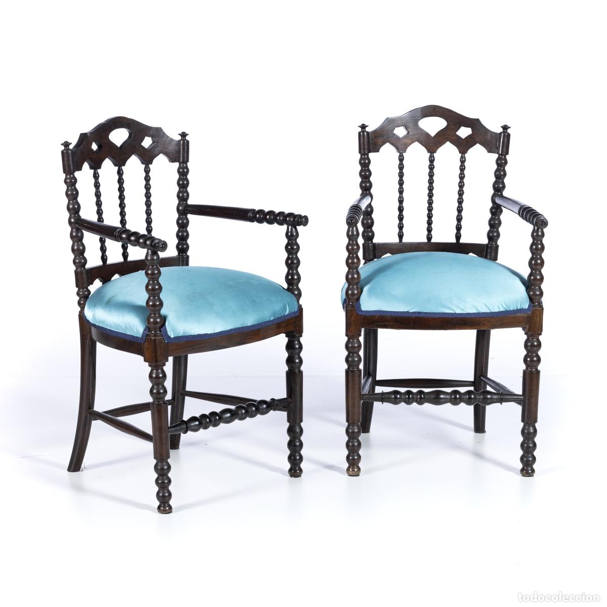 Antig&uuml;edades: PAR DE SILLAS