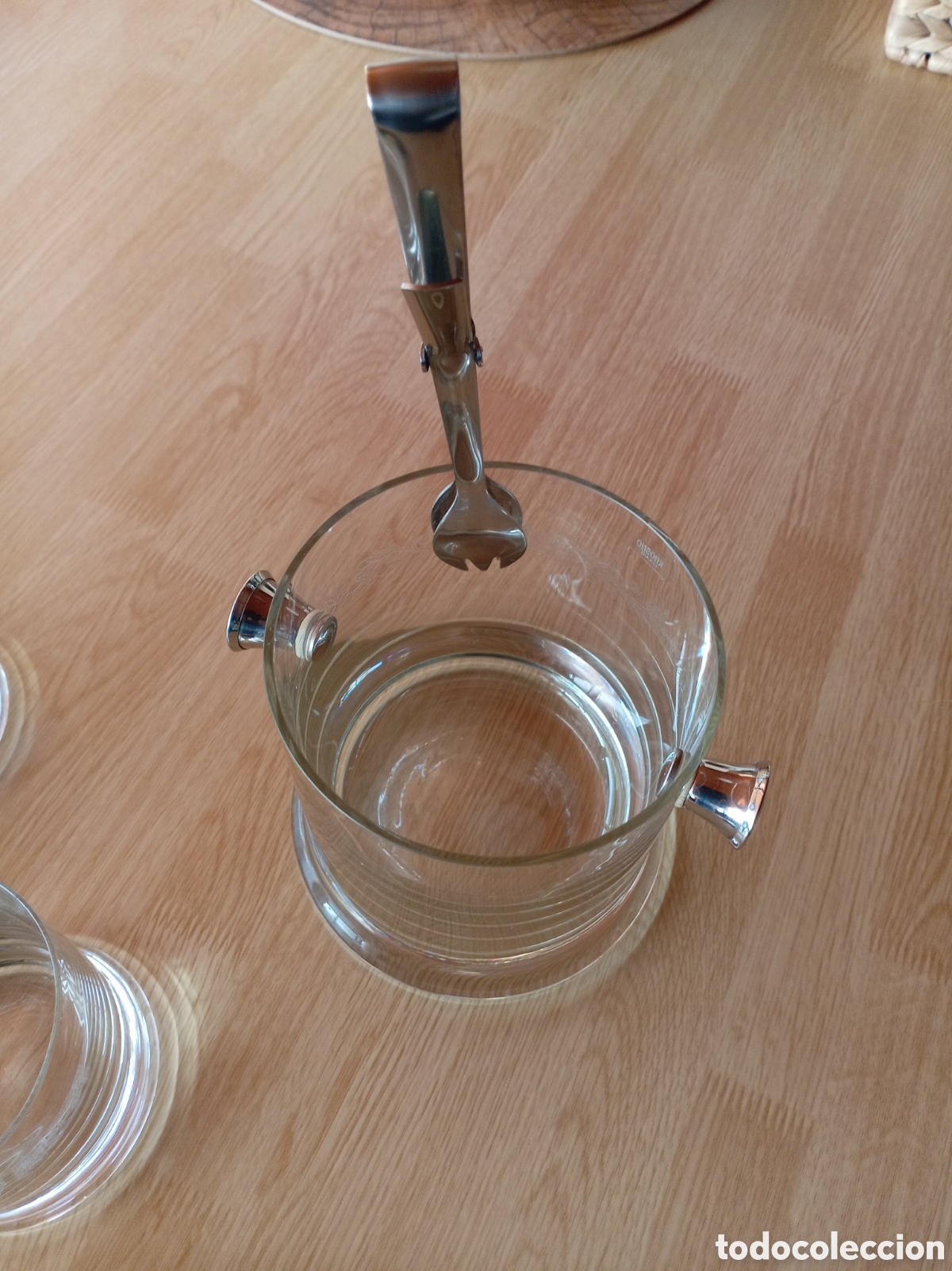 Antig&uuml;edades: Cubitera de cristal con asas y vasos - Foto 8