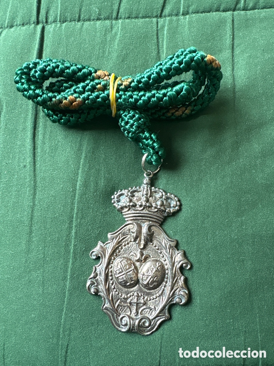 Antiques: Antigua medalla religiosa Hermandad (A15)