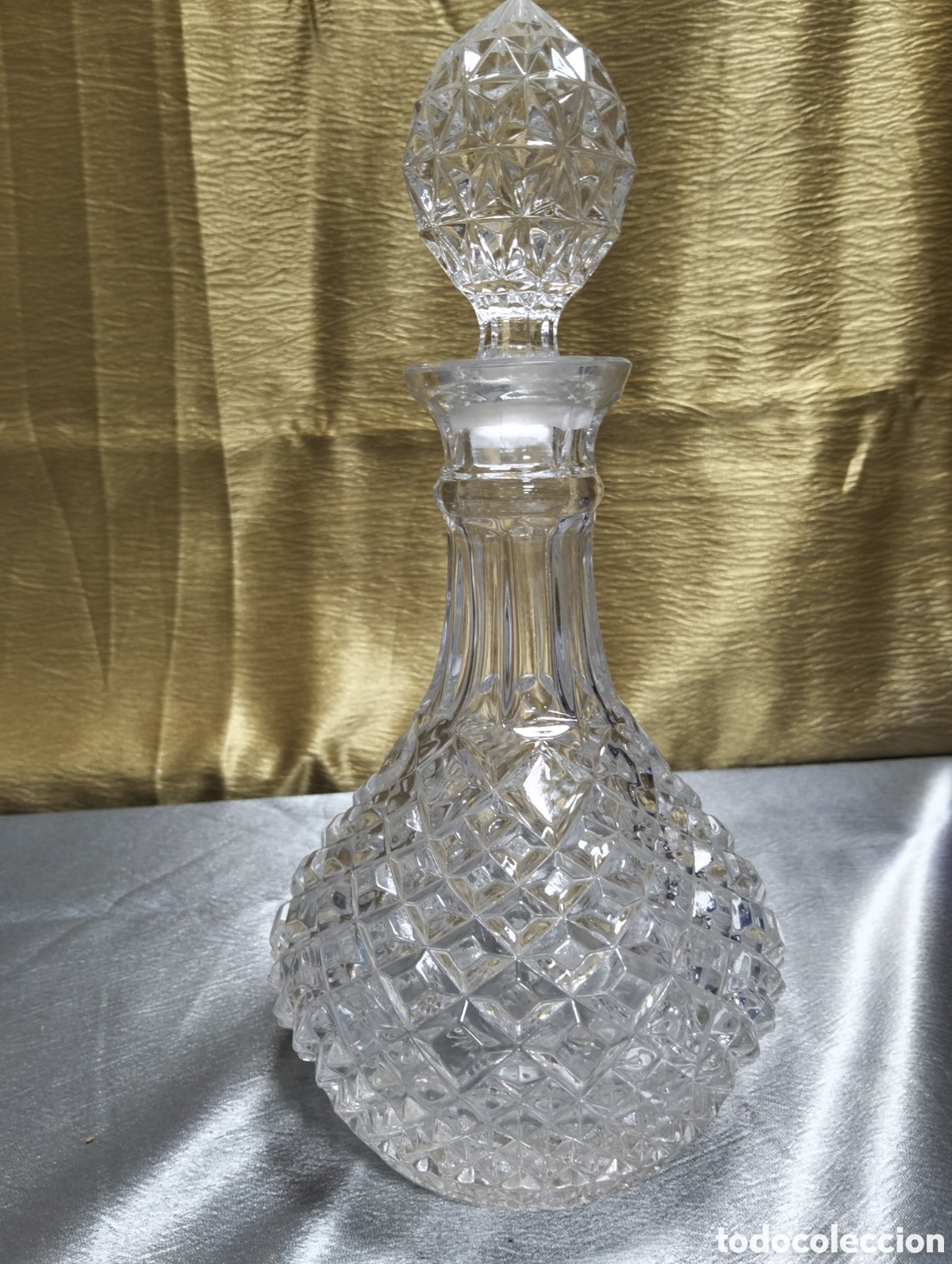 Antig&uuml;edades: licorera de cristal tallado&nbsp;de estilo vintage,cristal de Bohemia (Rep&uacute;blica Checa)