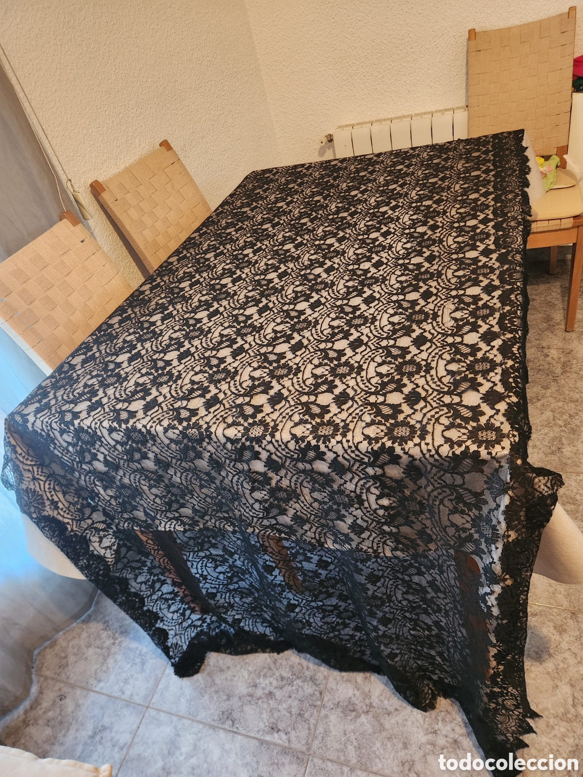 Antiques: GRAN MANTILLA DE ENCAJE 250x110cm. Antigua