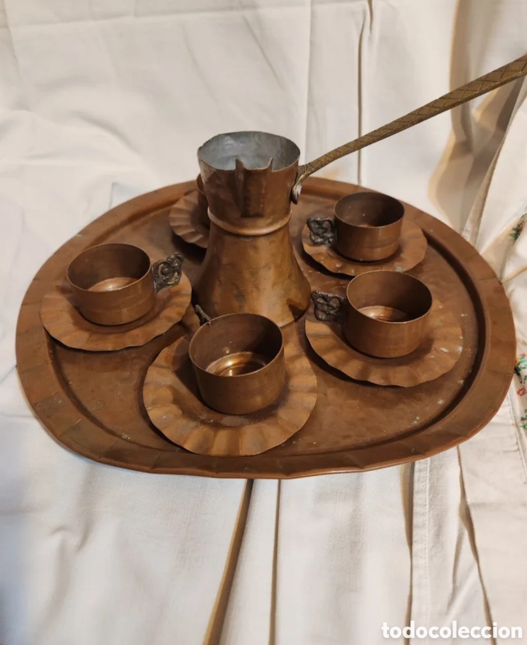 Antiquit&auml;ten: JUEGO DE CHOCOLATERA DE COBRE CON TAZAS