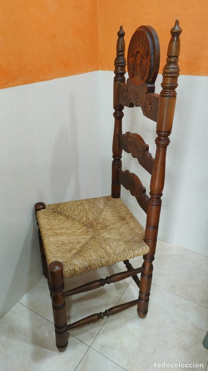 Antig&uuml;edades: Silla de madera y mimbre - Foto 2