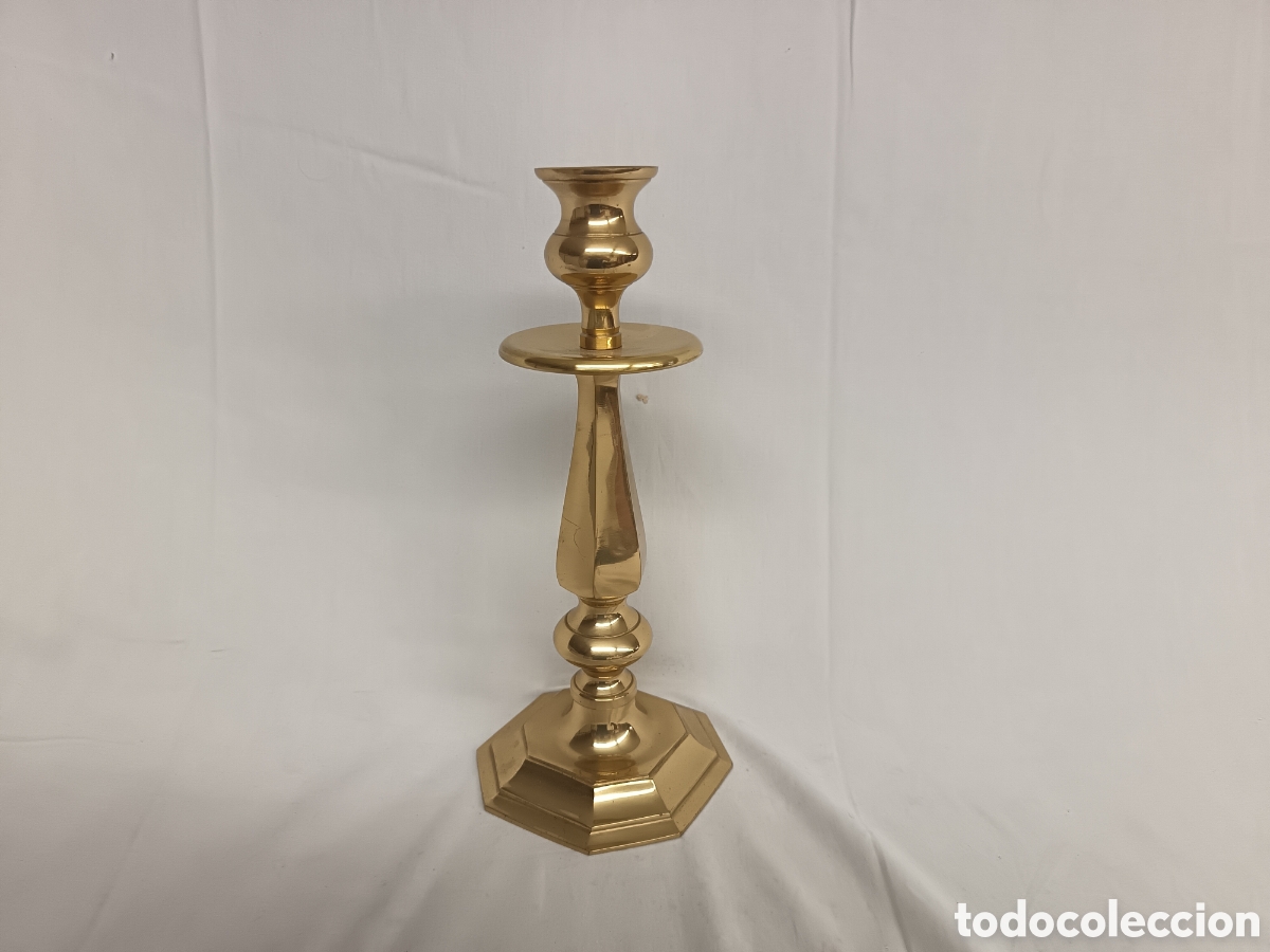 Antig&uuml;edades: CANDELABRO, PORTAVELAS, LAT&Oacute;N, IGLESIA, LITURGIAS, 30 CMw21