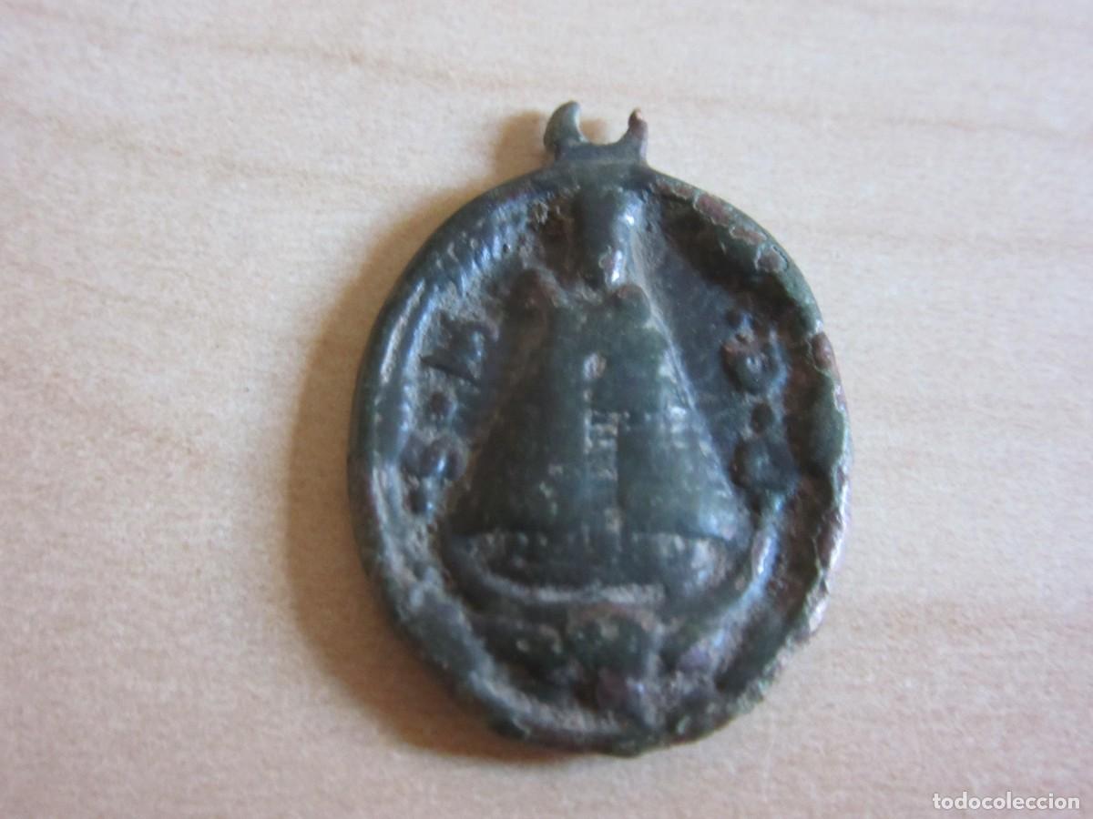 Antiques: Medalla de la Virgen de Guadalupe y San Jer&oacute;nimo S XVIII Bronce Medidas 2,8 x 2 cm