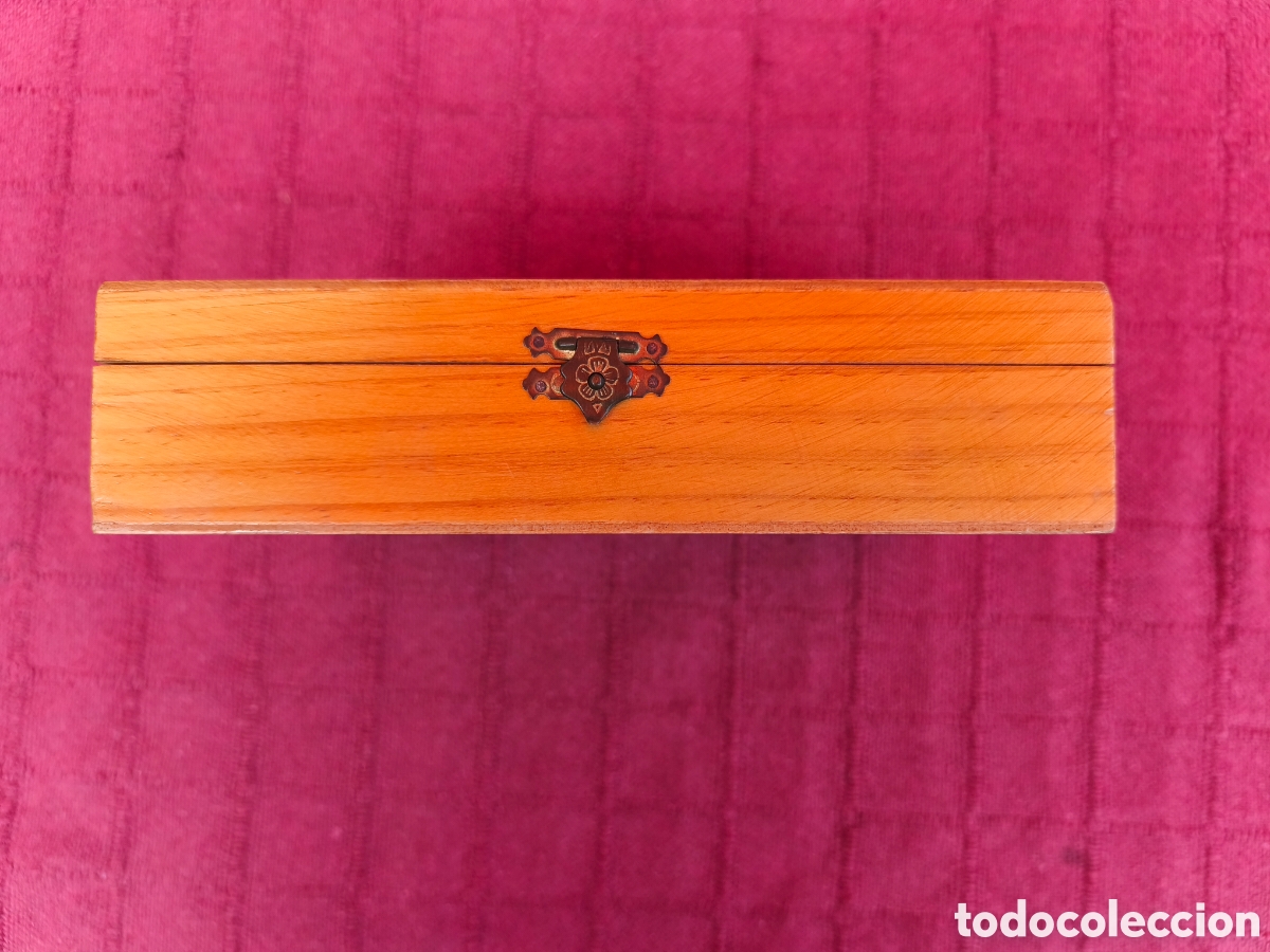 Antig&uuml;edades: CAJA ANTIGUA DE MADERA DE LABORES - Foto 2