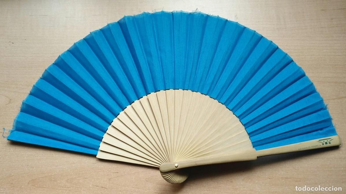 Antig&uuml;edades: Ve 4 Abanico madera y tela azul -Las casas de adamil.com - 23cm largo - sin usar