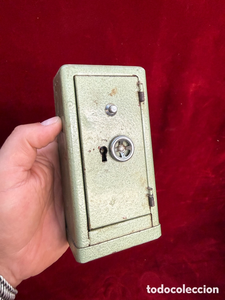 Antig&uuml;edades: Antigua hucha de Banesto!Numerada!