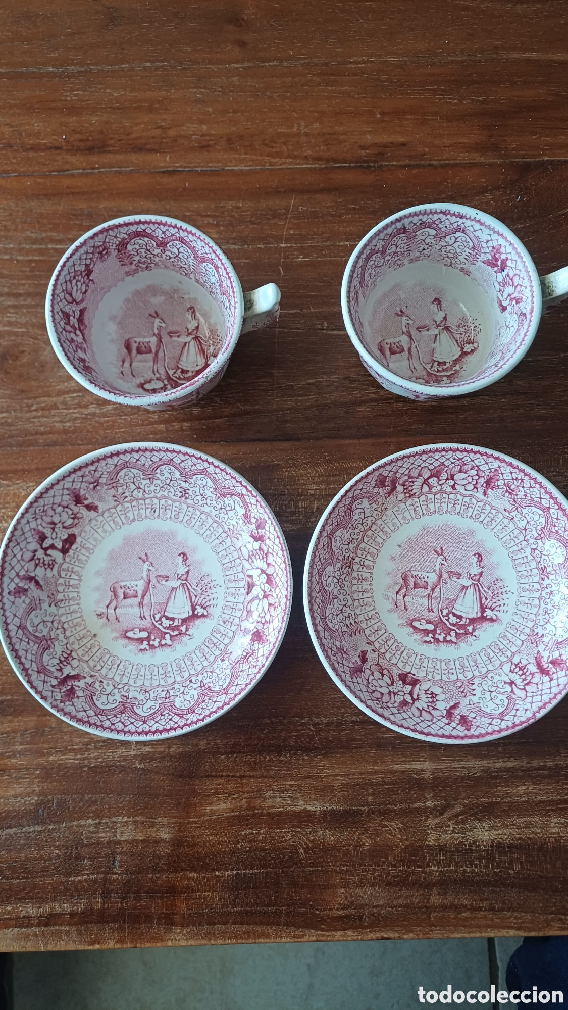 Antig&uuml;edades: Tazas caf&eacute; y platos cer&aacute;mica inglesa