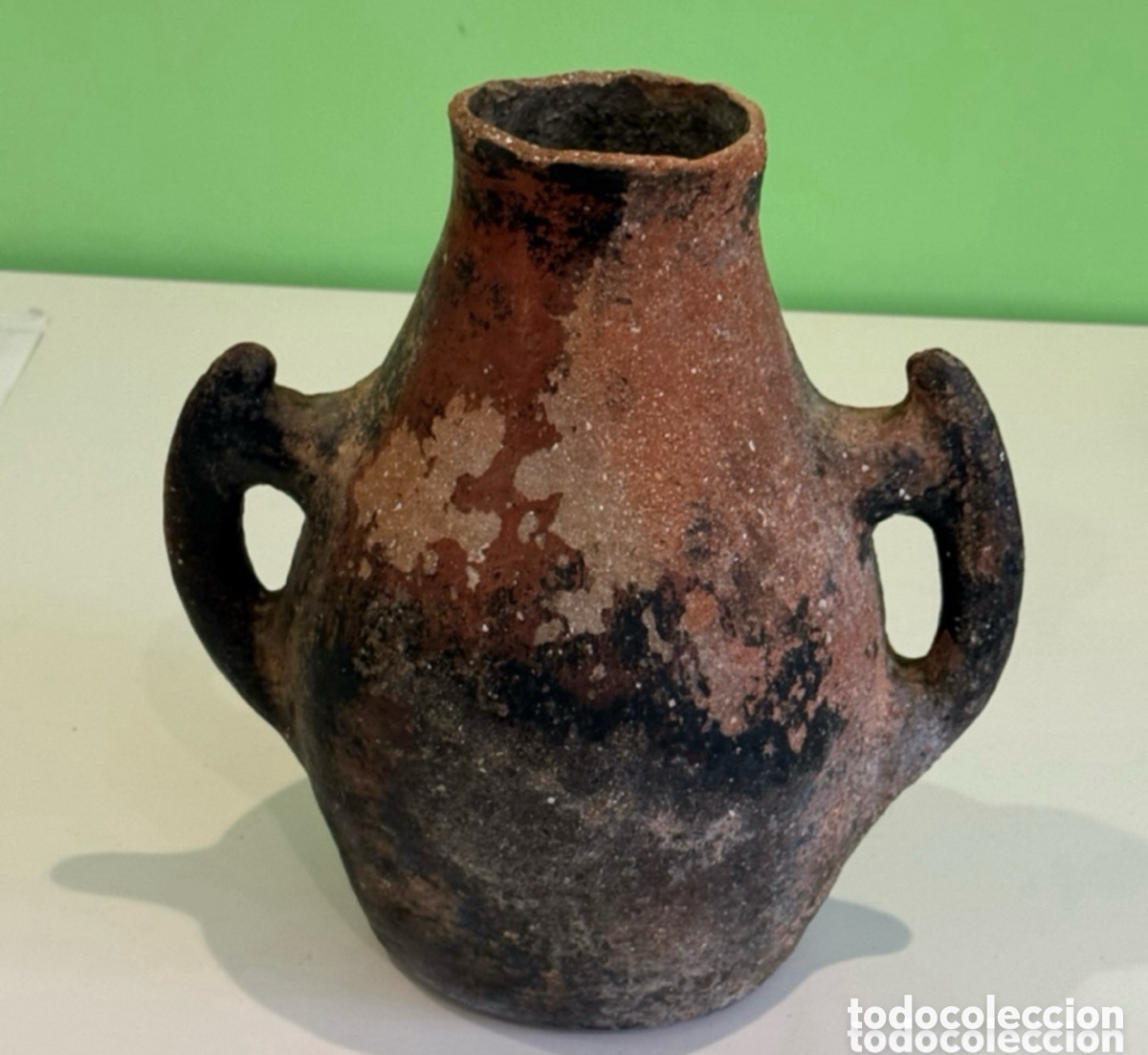 Antiguidades: Antigua vasija de barro cocido con doble asa. Cer&aacute;mica popular tradicional posiblemente XVIII / XIX.