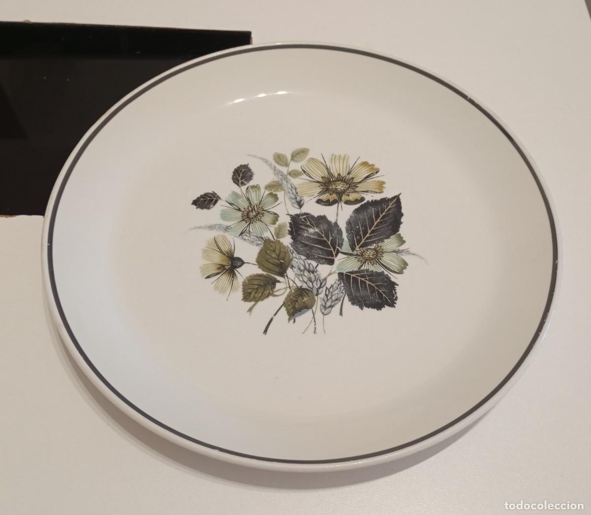 Oggetti Antichi: PLATO GRANDE DE CENA DE CER&Aacute;MICA, JOHNSON BROTHERS,MODELO WILDMOOR, VINTAGE DE 1940-60