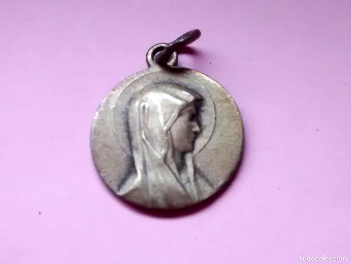 Antig&uuml;edades: MEDALLITA NUESTRA SE&Ntilde;ORA DE F&Aacute;TIMA - 1,60 X 1,60 CMS. - MUY BUEN ESTADO