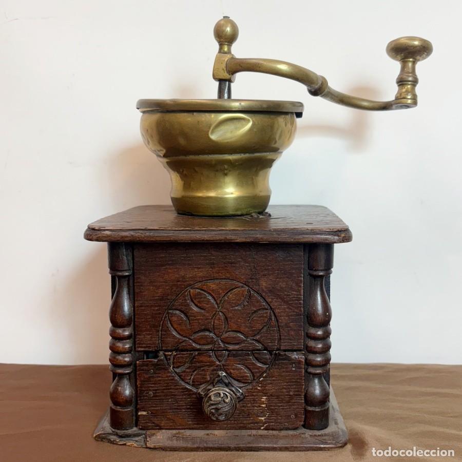 Antiques: Molinillo de Caf&eacute; Manual
