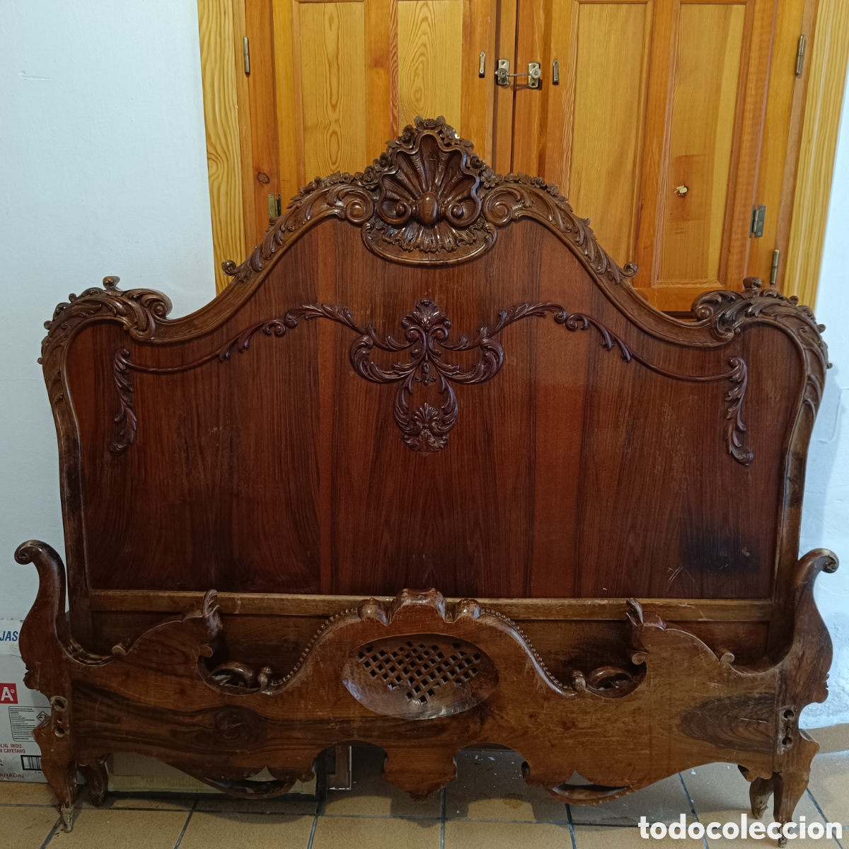 Antig&uuml;edades: Cabecero y piecero de cama Luis XV - Foto 2