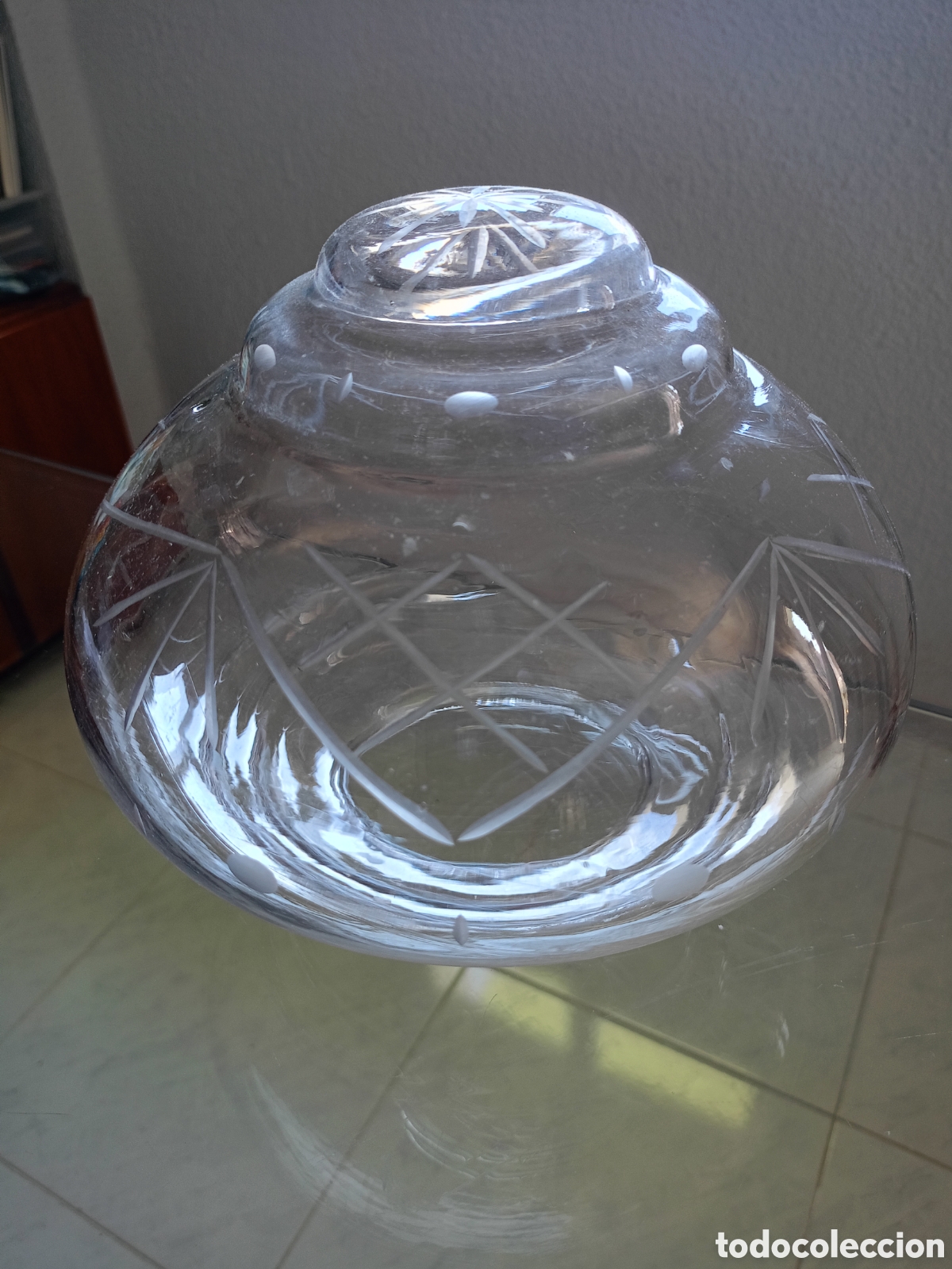 Antiguidades: Antigua tulipa de lampara cristal transparente con motivos geom&eacute;tricos