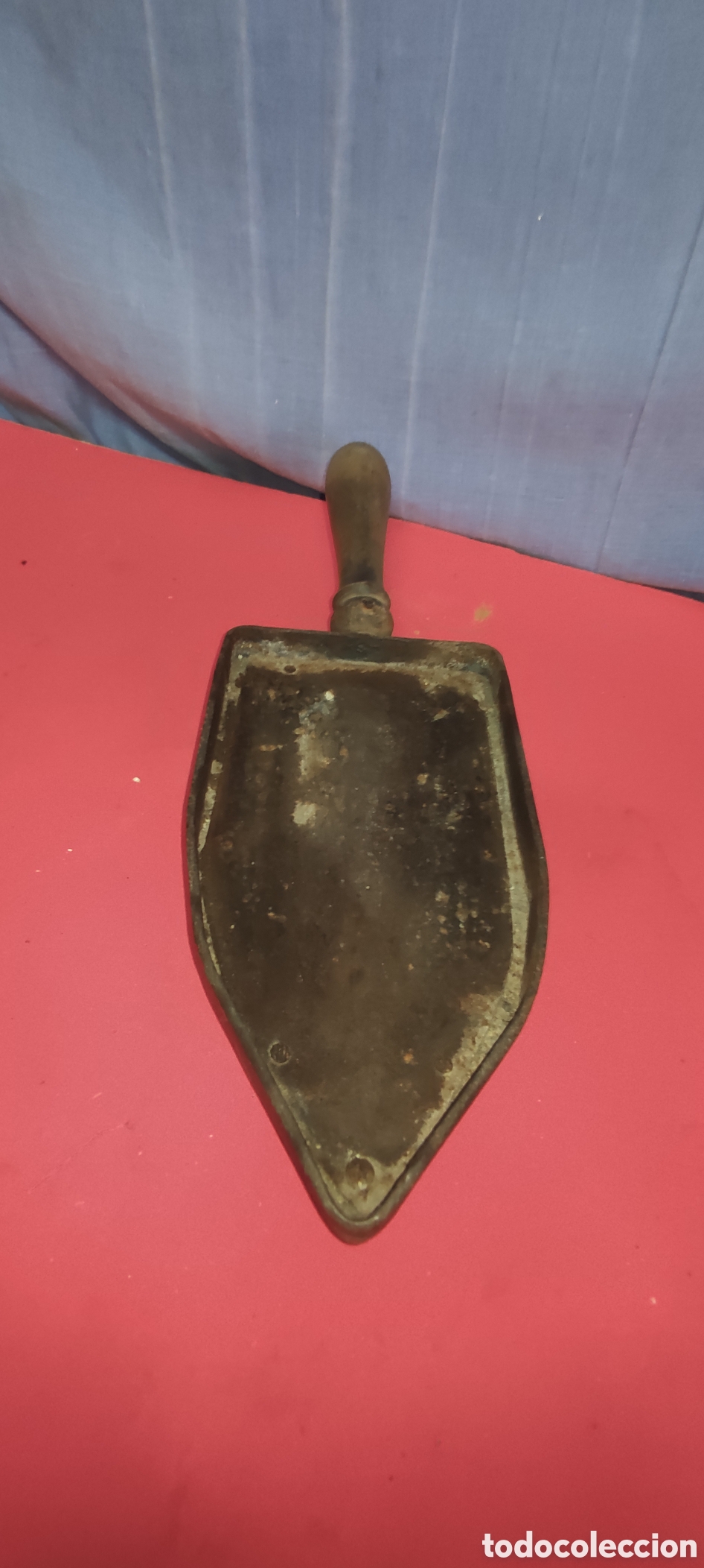 Antig&uuml;edades: Antiguo planchero de hierro - Foto 2