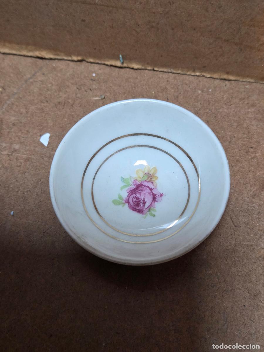 Antig&uuml;edades: mini plato de ceramica antiguo - Foto 2