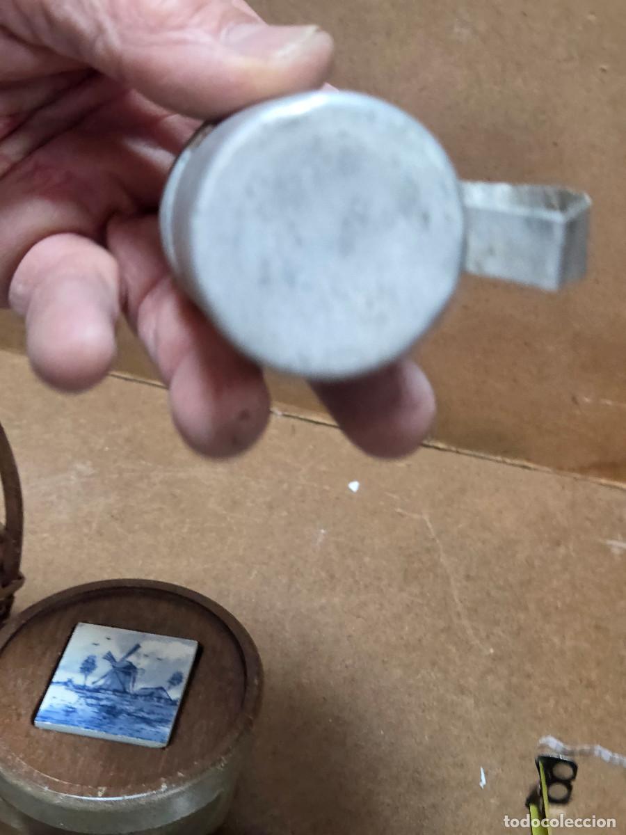 Antig&uuml;edades: mini salero de aluminio antiguo - Foto 4