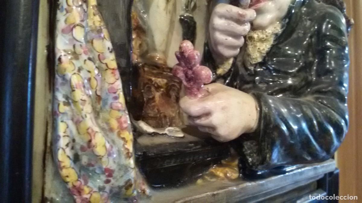 Antig&uuml;edades: Cuadro de cer&aacute;mica en relieve - Foto 9