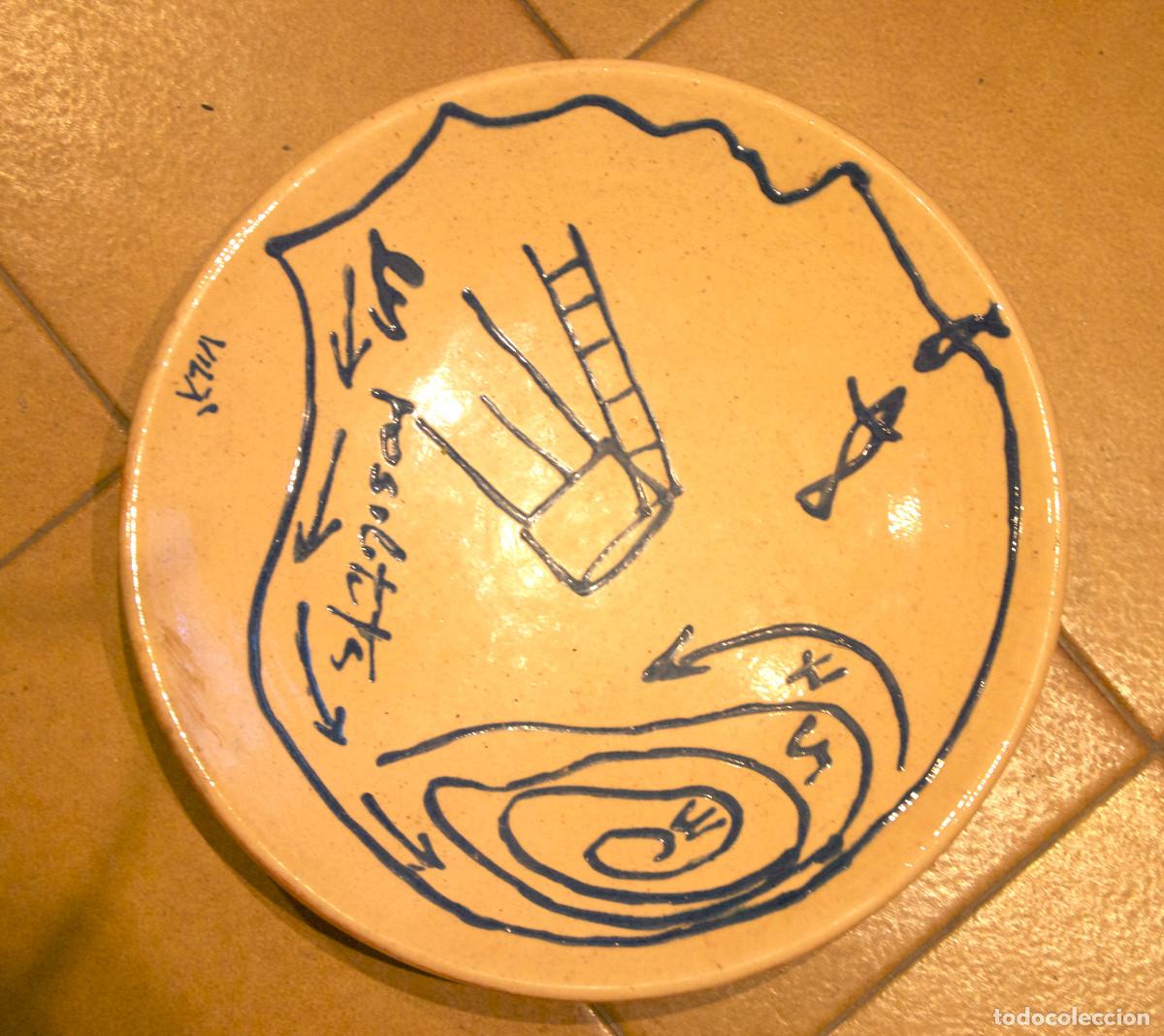 Antiguidades: Plato de Llu&iacute;s Vil&agrave; i Vendrell - Cer&aacute;mica- 30 cm de diametro