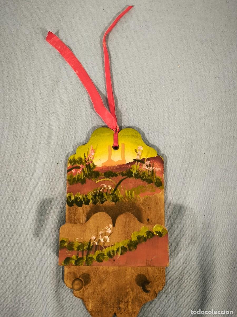 Antiquit&eacute;s: Portallaves De Madera Pintado A Mano &ndash; Colgador Decorativo Con Paisaje Artesanal