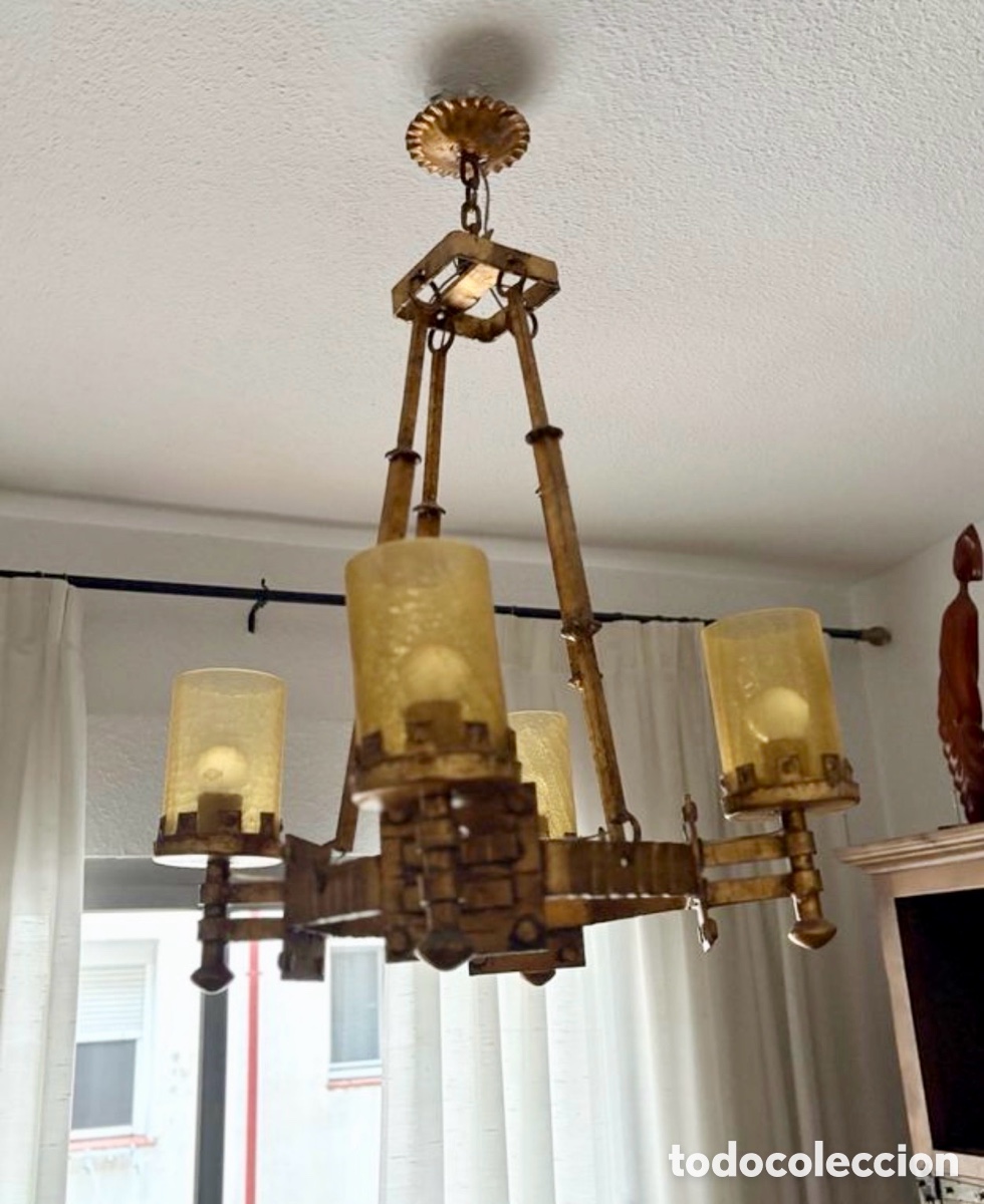 Antig&uuml;edades: L&aacute;mpara techo forja dorada