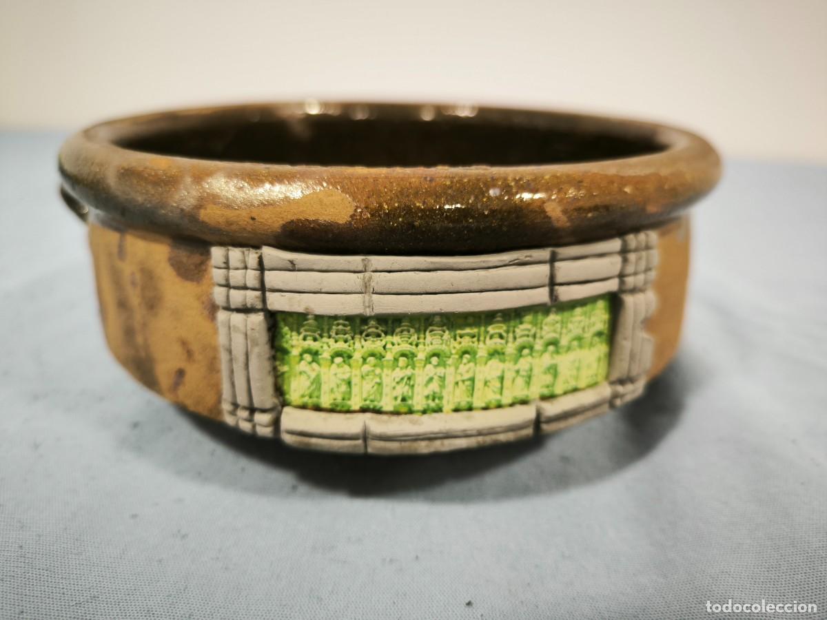 Antiquit&eacute;s: Vasija Decorativa De Cer&aacute;mica &ndash; Pieza R&uacute;stica Con Relieves Arquitect&oacute;nicos