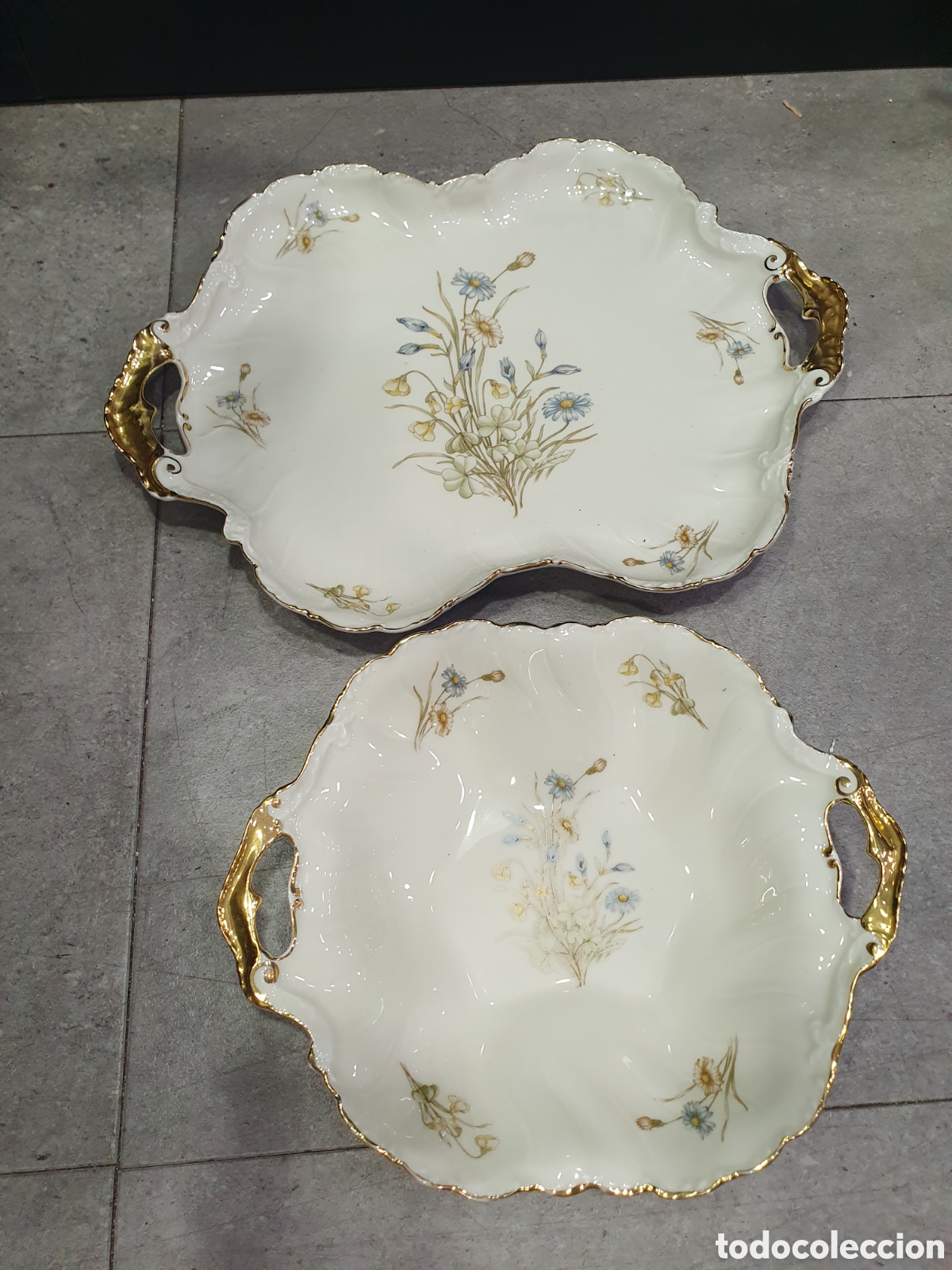 Oggetti Antichi: Pareja de bandejas porcelana Capeans. (L99)