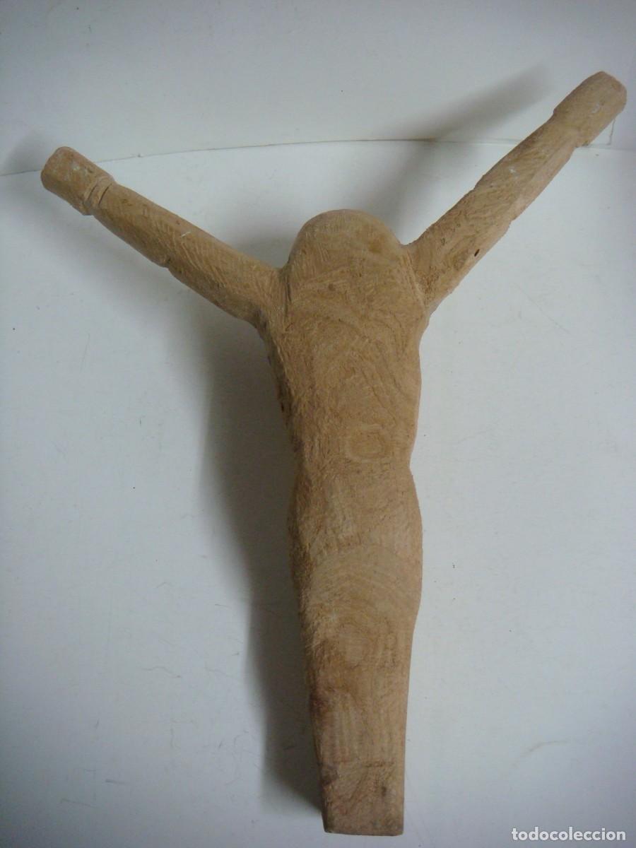 Antig&uuml;edades: FIGURA DE CRISTO TALLADO EN MADERA-(&) - Foto 4