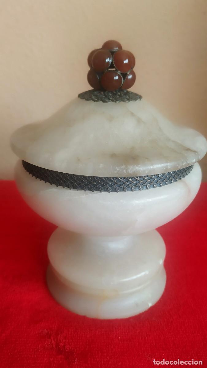 Antig&uuml;edades: Cuenco con tapa Alabastro Blanco. - Foto 7