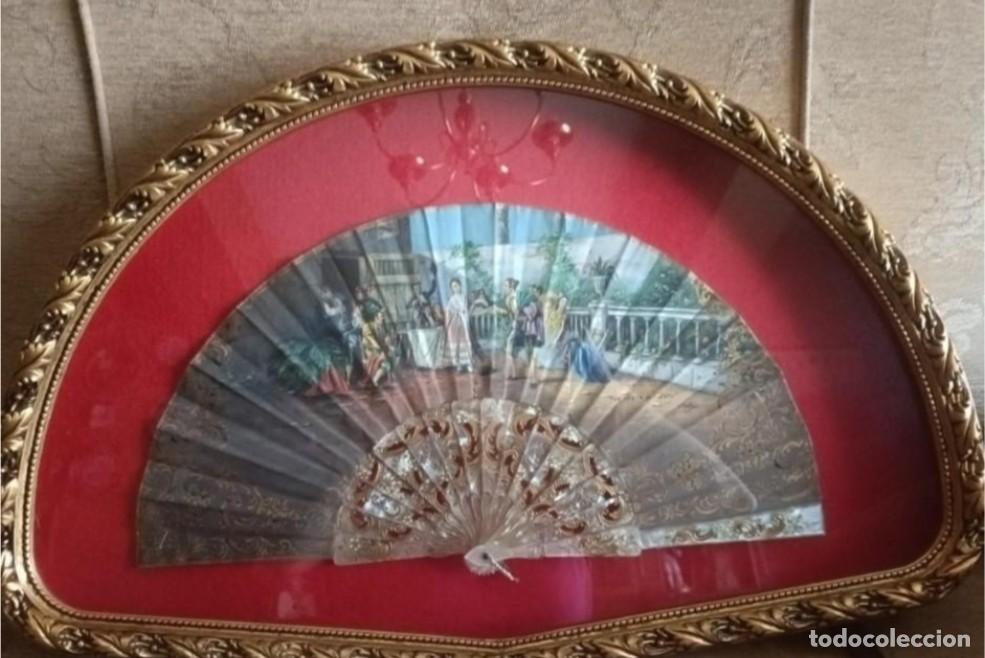 Antig&uuml;edades: Abaniquera con abanico