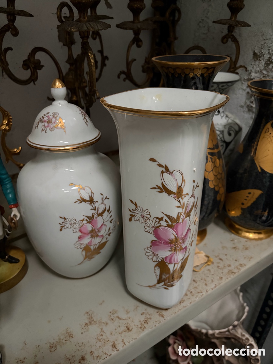 Antig&uuml;edades: Jarrones de Porcelana Blanco - Foto 2