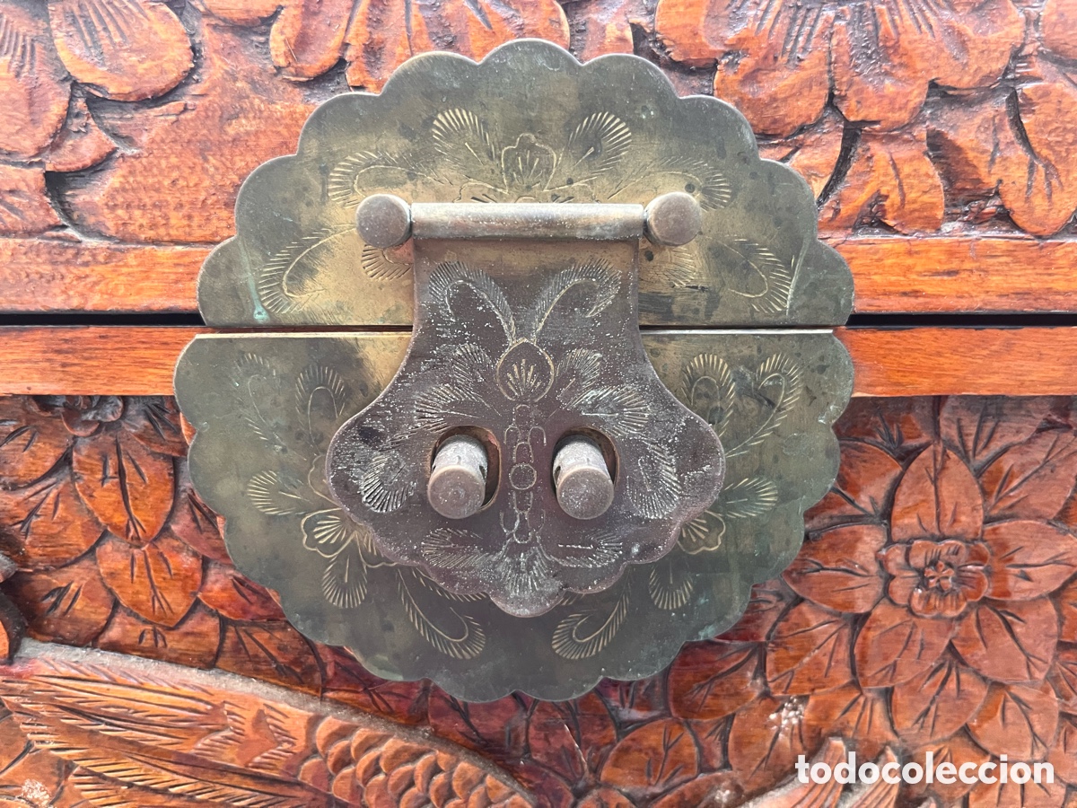 Antig&uuml;edades: Ba&uacute;l de alcanfor tallado - Foto 8