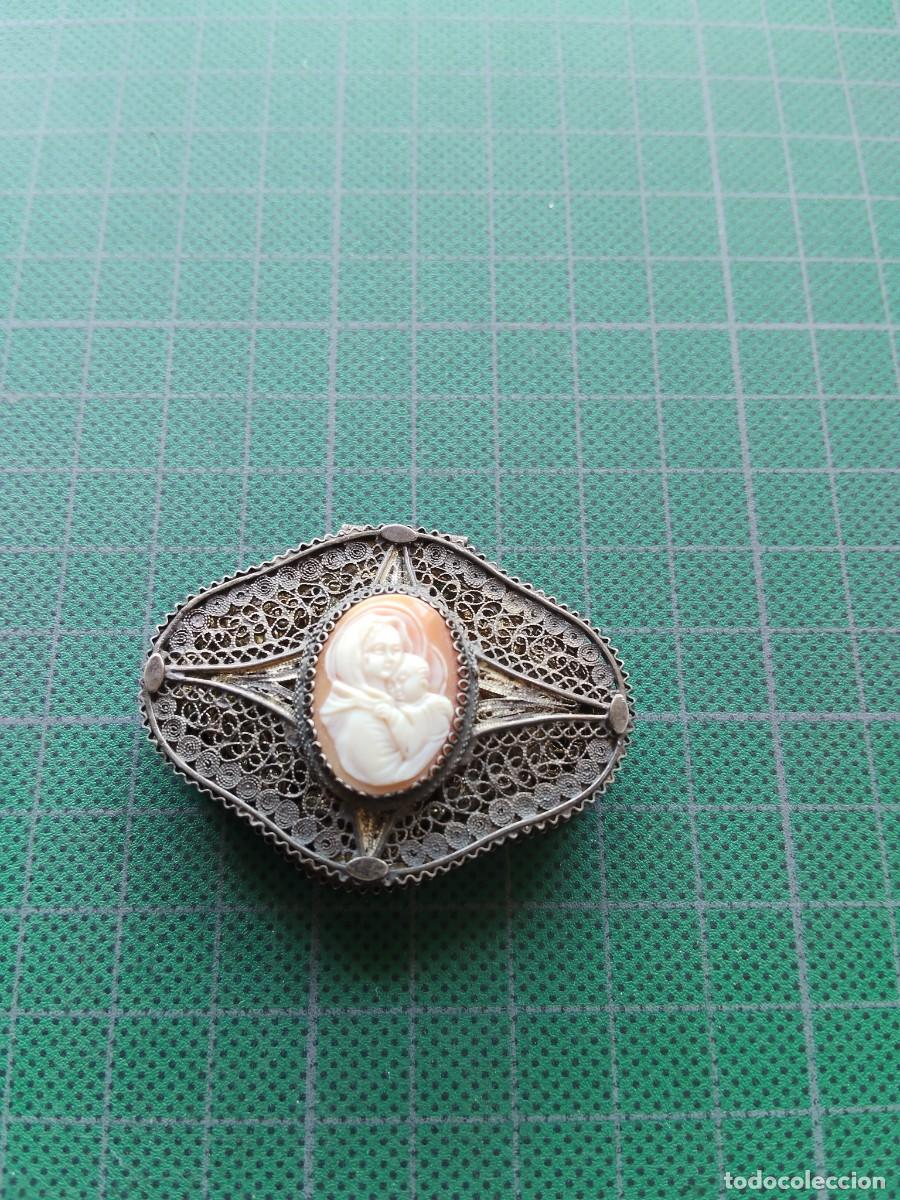 Antig&uuml;edades: ROSARIO ANTIGUO EN PLATA DORADA: EN SU CAJA DE PLATA CON CAMAFEO VIRGEN CON NI&Ntilde;O