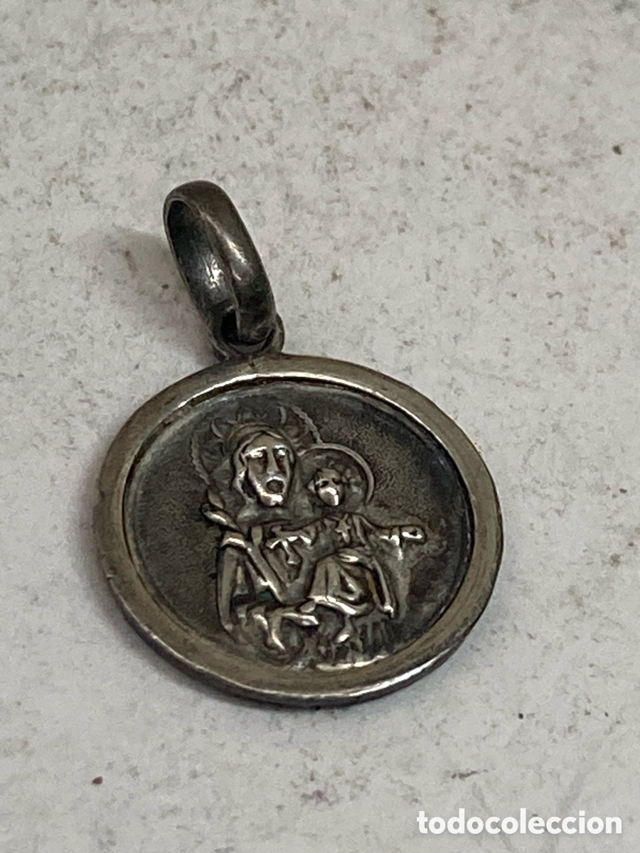 Antig&uuml;edades: Medalla de plata religiosa C569