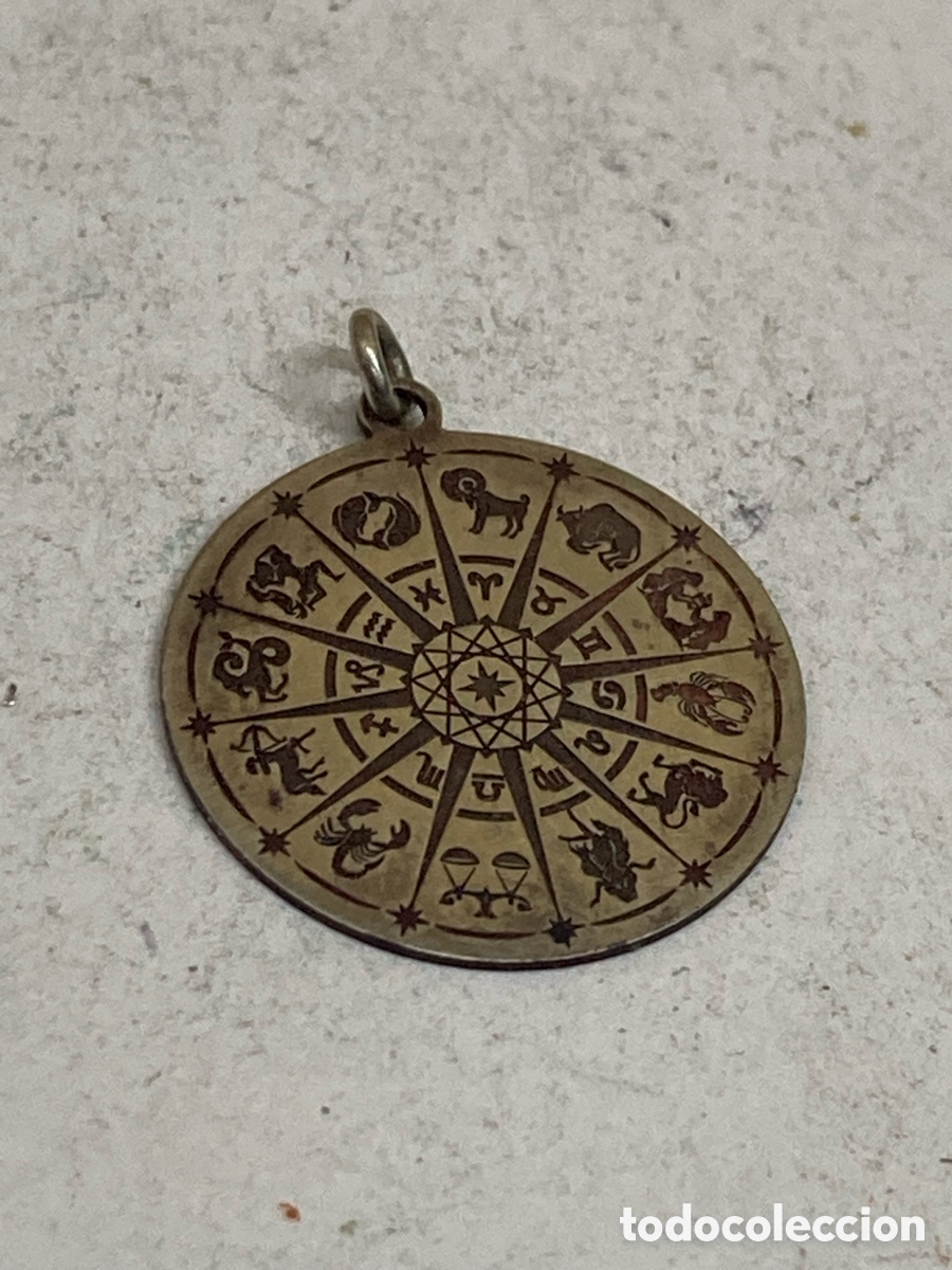 Antig&uuml;edades: Colgante de plata C569 - Foto 1